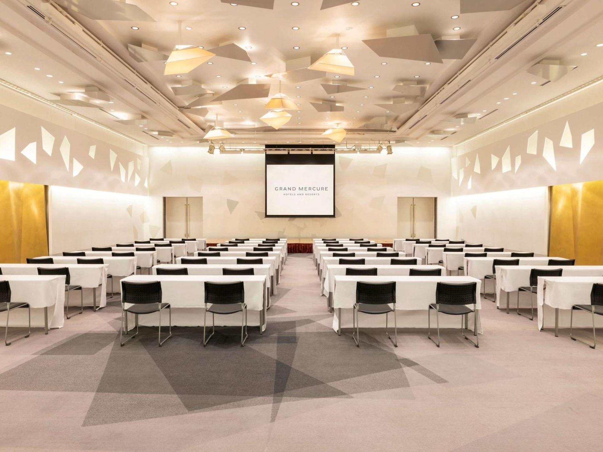 Grand Mercure Sapporo Odori Park Экстерьер фото